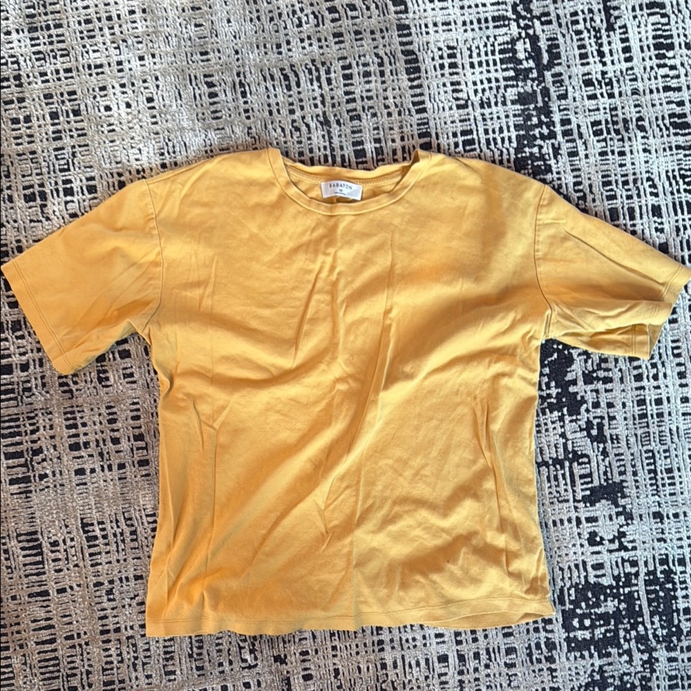 Babaton Yellow Boxy T-Shirt with Mandarin Collar